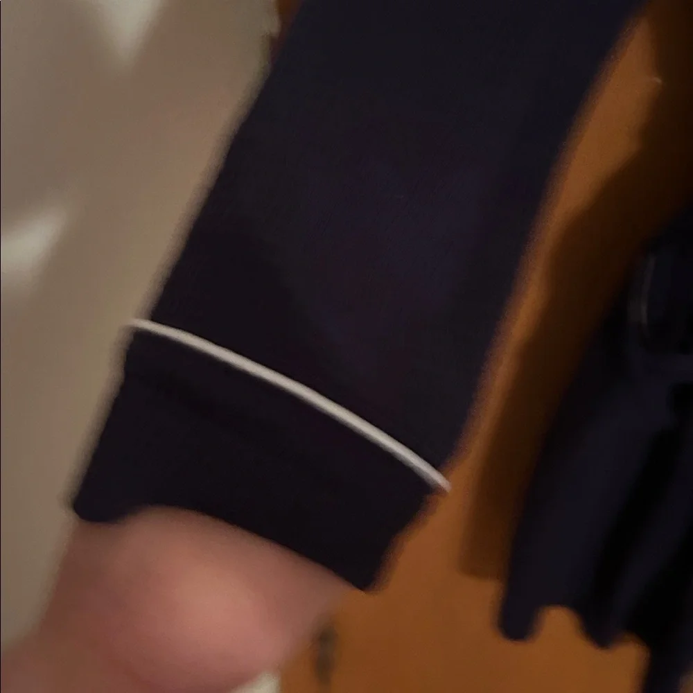 Amazon Basics Robe - Picture 2 of 7